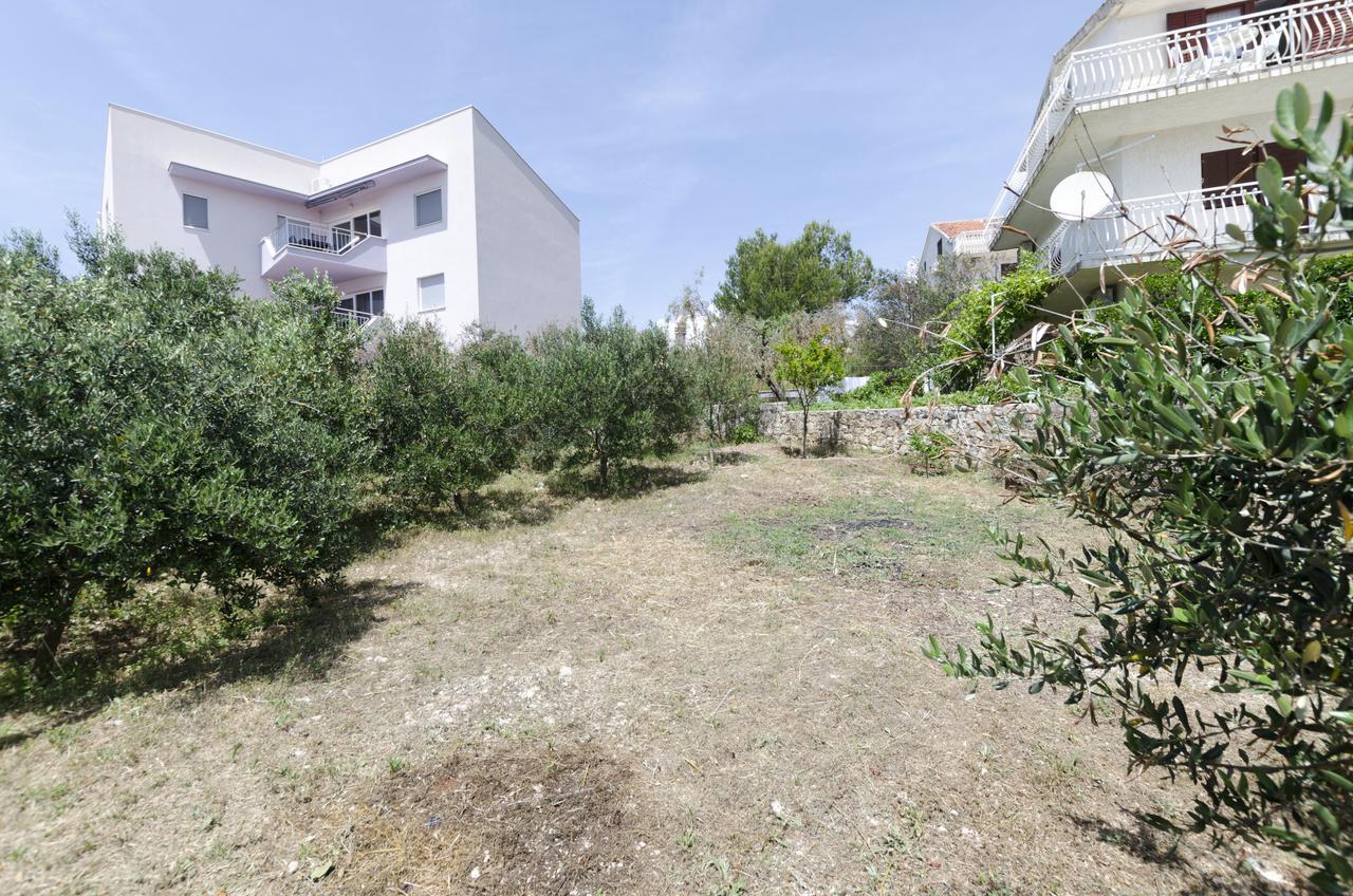 Apartments Mirko 特罗吉尔 外观 照片
