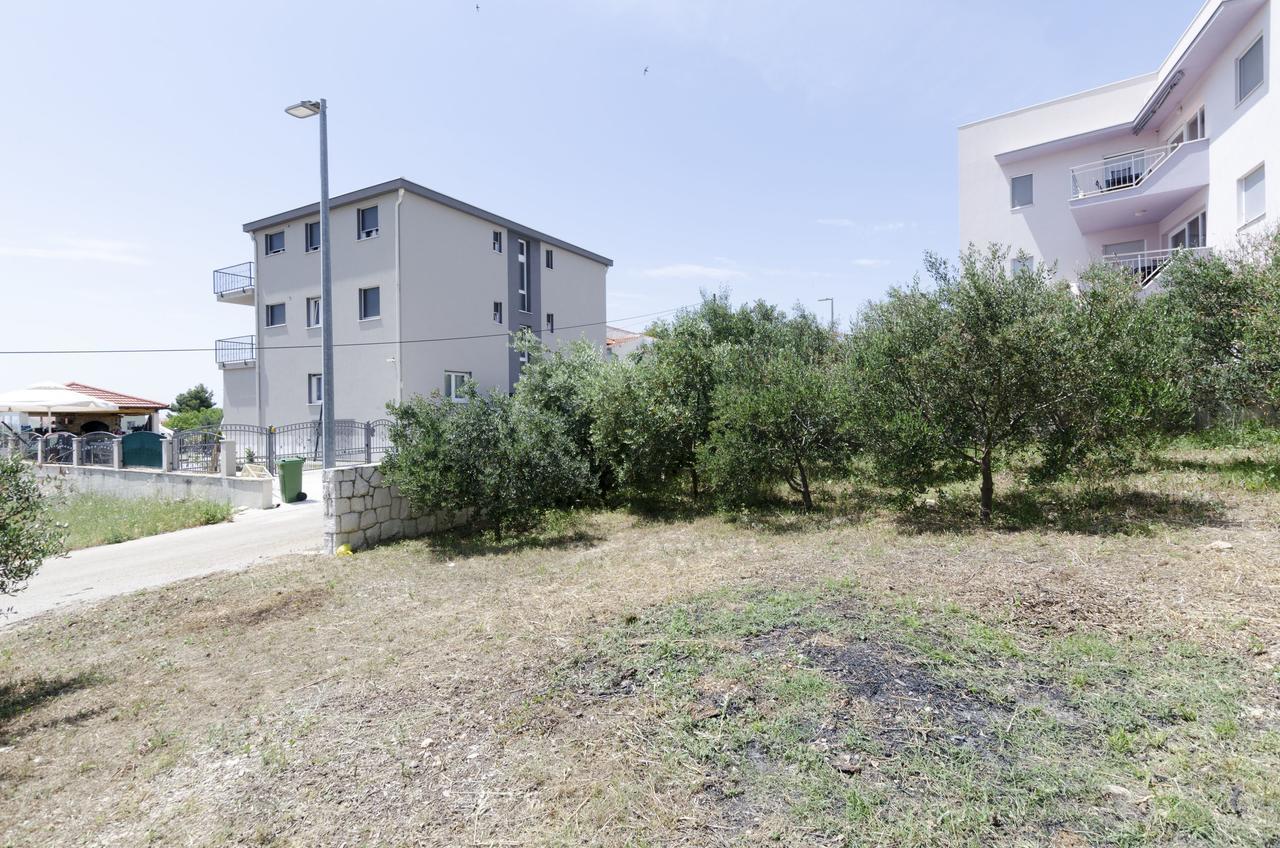 Apartments Mirko 特罗吉尔 外观 照片